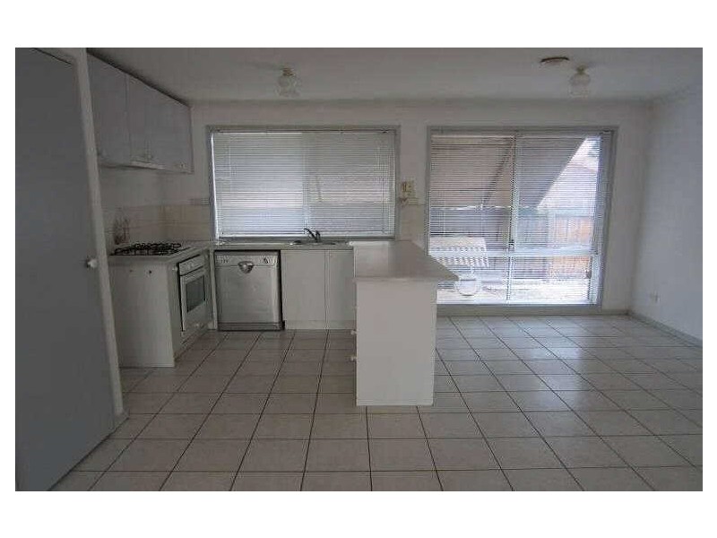 7 Elcan Avenue, Cranbourne West VIC 3977