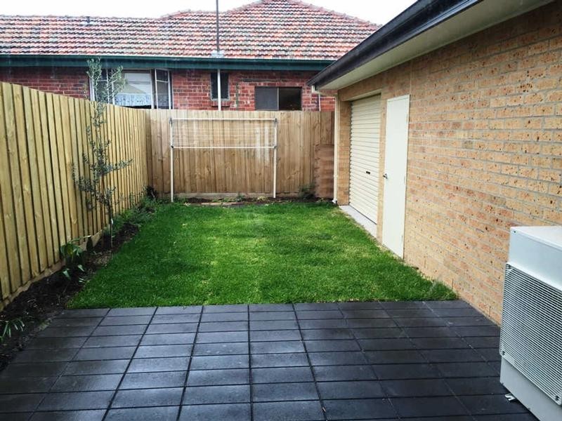 1  Chauvel Street, Bentleigh East VIC 3165