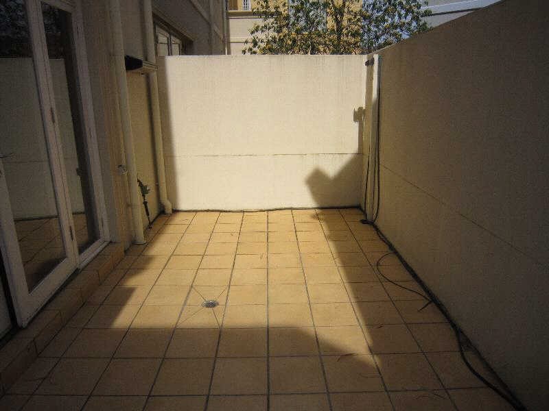2/1  Barkly Street, Brighton VIC 3186