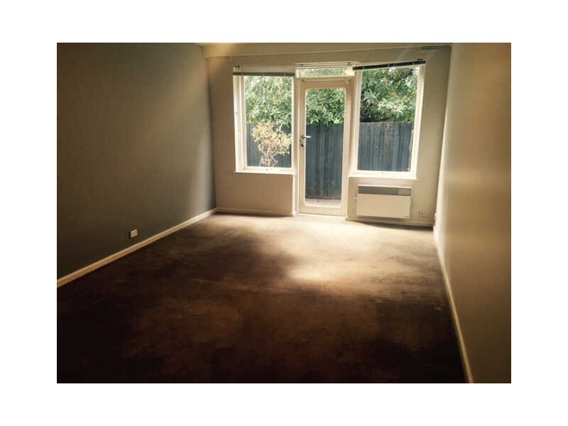 3/27  Ross Street, Huntingdale VIC 3166