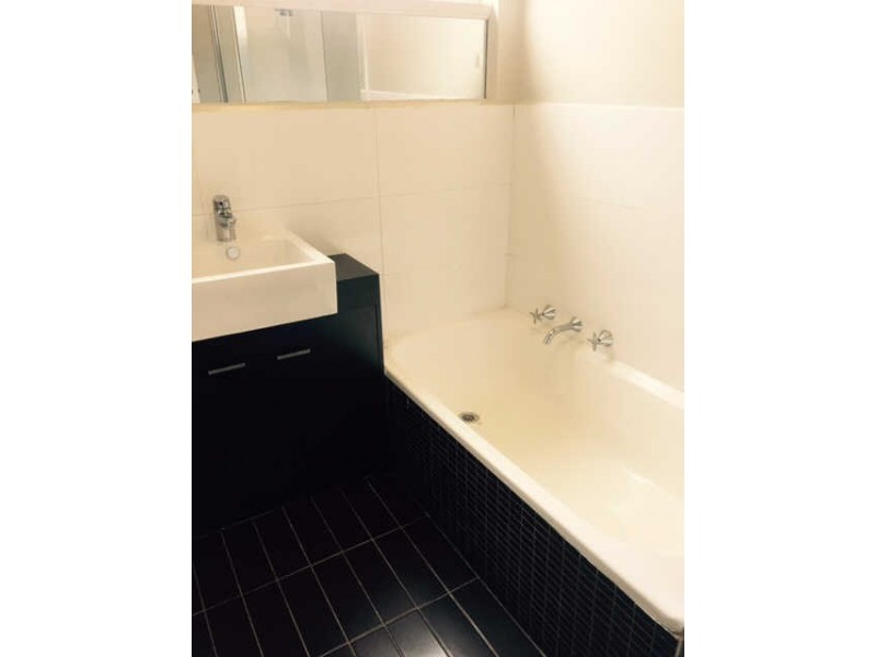 3/27  Ross Street, Huntingdale VIC 3166