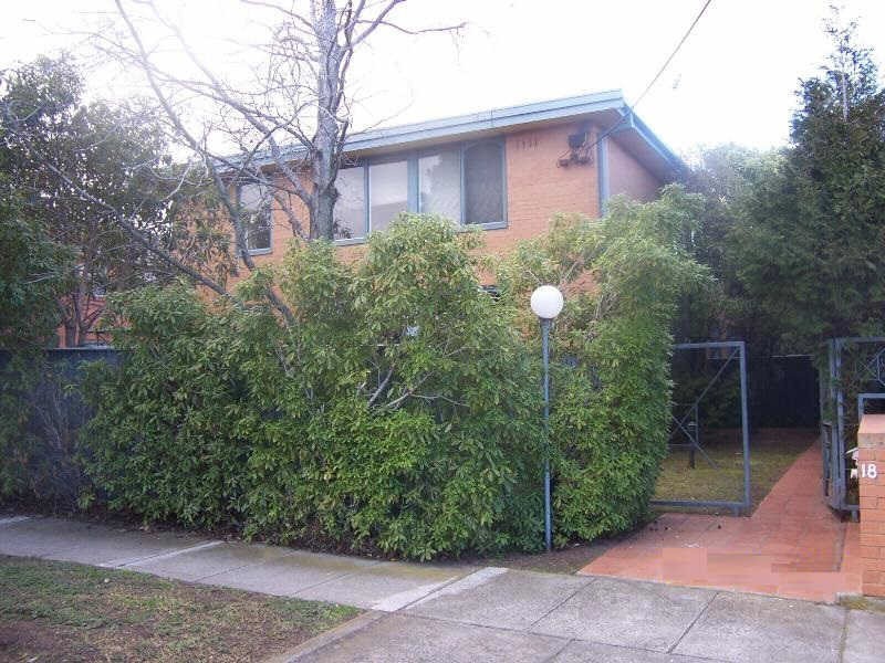 7/18  Magnolia Road, Gardenvale VIC 3185