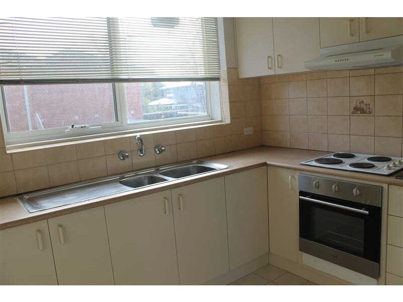 7/18  Magnolia Road, Gardenvale VIC 3185