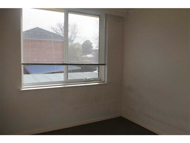 7/18  Magnolia Road, Gardenvale VIC 3185