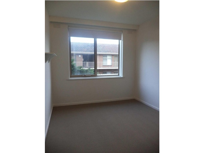 1/8  Ormond Road, Ormond VIC 3204