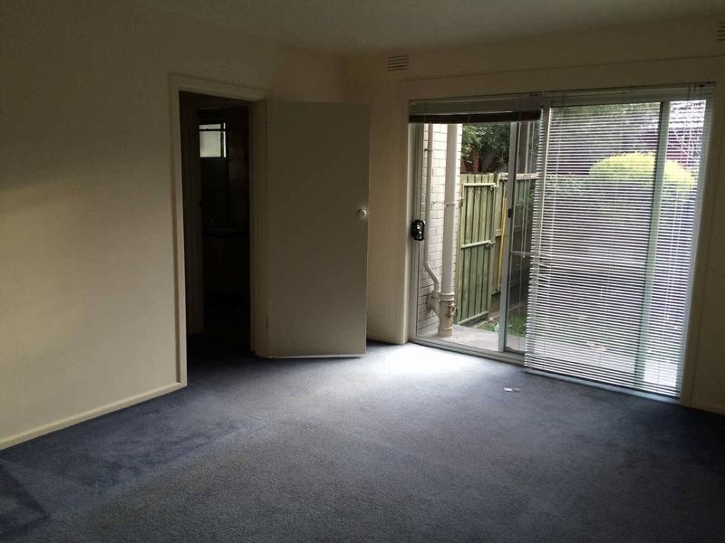4/14  Rugby Road, Hughesdale VIC 3166