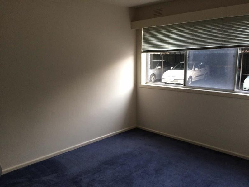 4/14  Rugby Road, Hughesdale VIC 3166