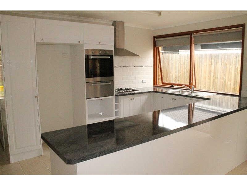 1/17  Sunray Avenue, Cheltenham VIC 3192