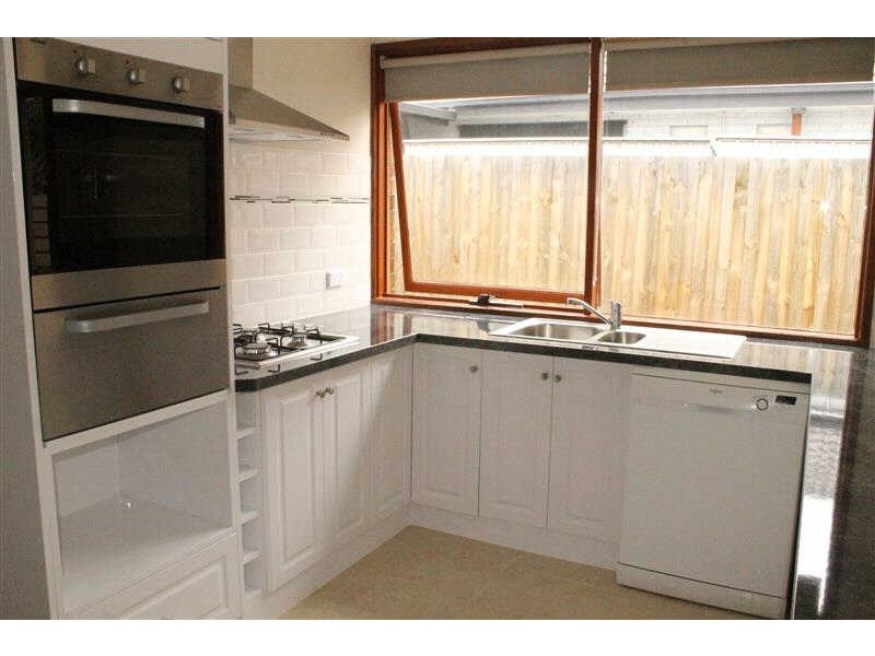 1/17  Sunray Avenue, Cheltenham VIC 3192