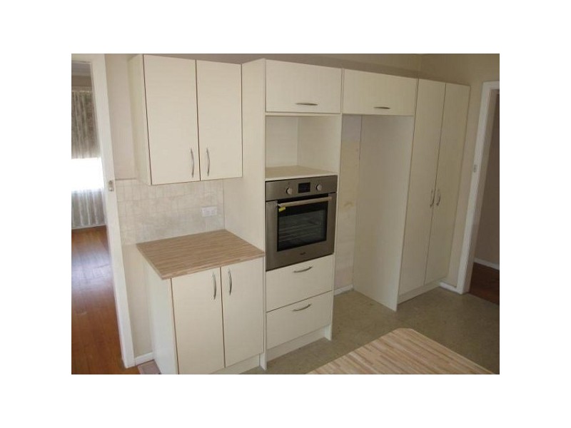 7 Brett Court, Cheltenham VIC 3192