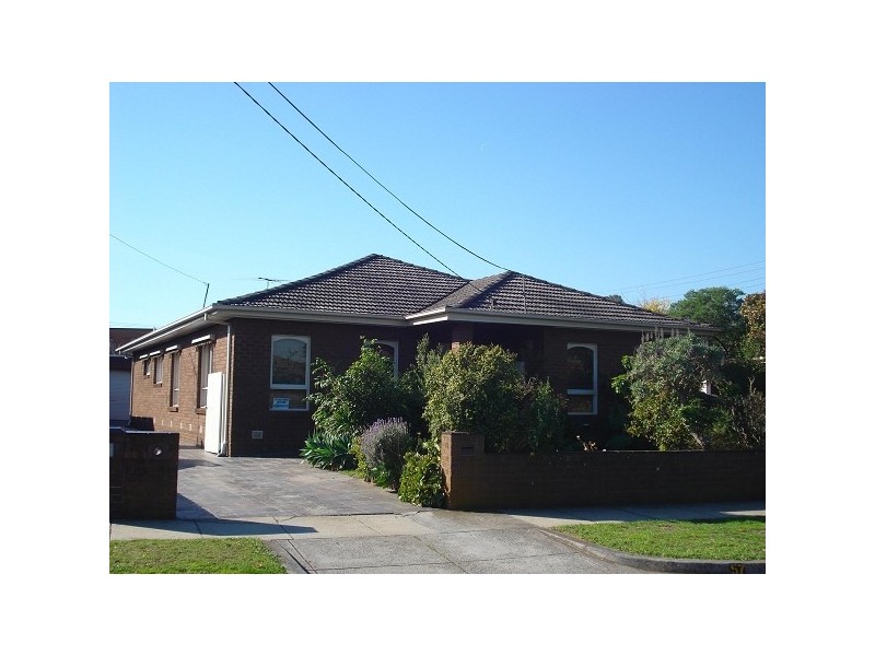57 Warren Road, Cheltenham VIC 3192