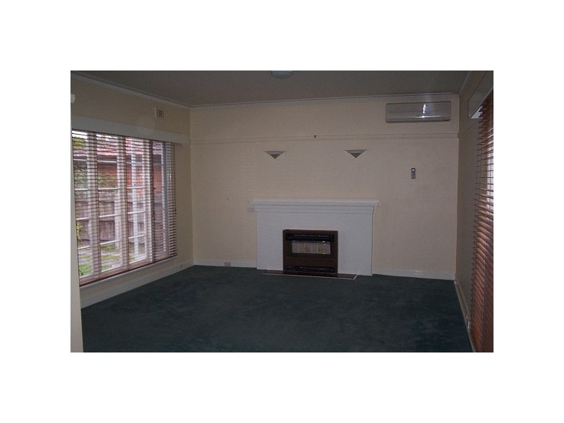 19 Brine Street, Hughesdale VIC 3166