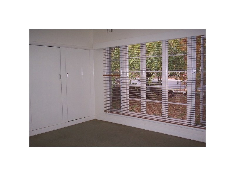 19 Brine Street, Hughesdale VIC 3166