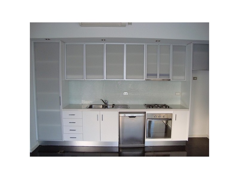 12 Matthews Road, Bentleigh East VIC 3165