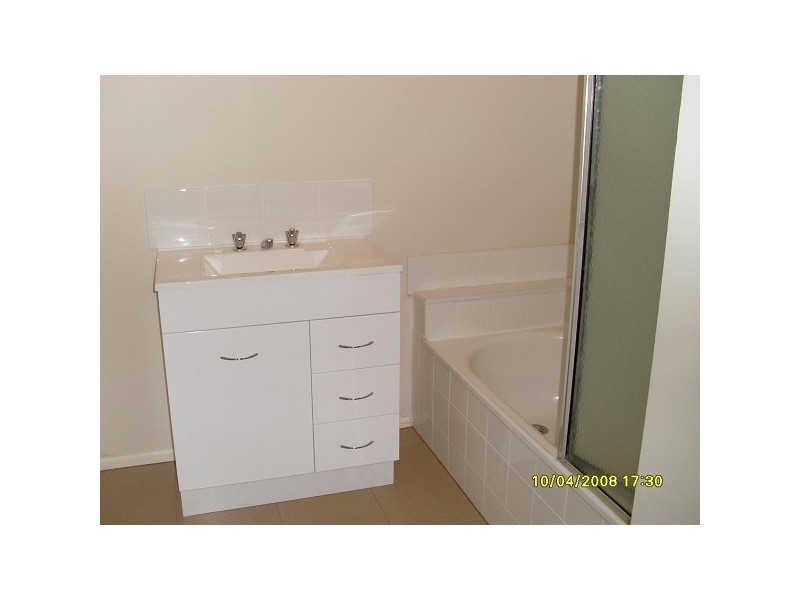 2/256 Warrigal Road, Cheltenham VIC 3192