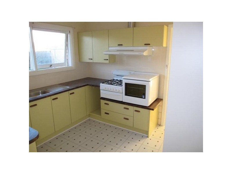 48 Rosewarne Avenue, Cheltenham VIC 3192