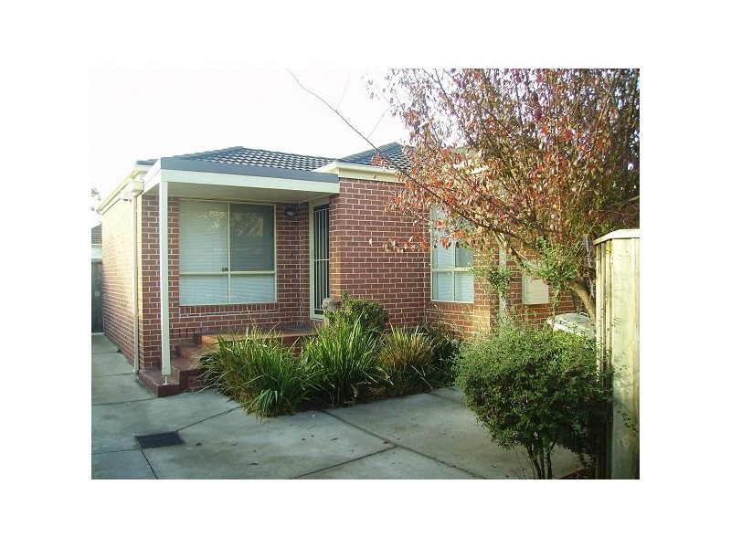 2/14 Moor Street, Bentleigh East VIC 3165