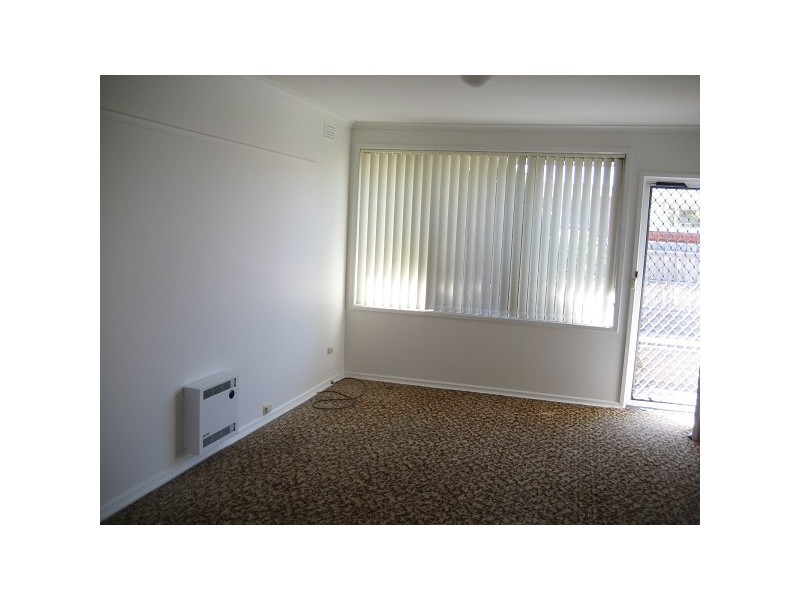 2/109 Centre Dandenong Road, Cheltenham VIC 3192