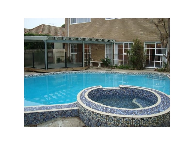 99 Orrong Road, Elsternwick VIC 3185