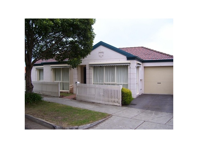 11 Maude Street, Murrumbeena VIC 3163