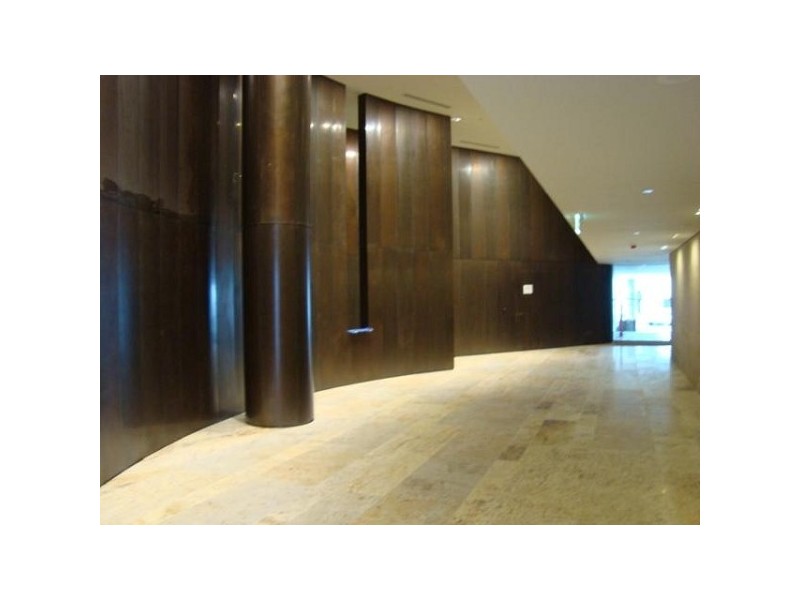 103/279 Wellington Parade South, Melbourne VIC 3000