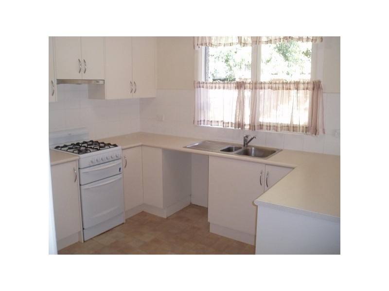 33 Trevascus Street, Caulfield South VIC 3162