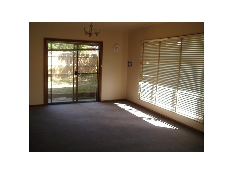 33 Trevascus Street, Caulfield South VIC 3162