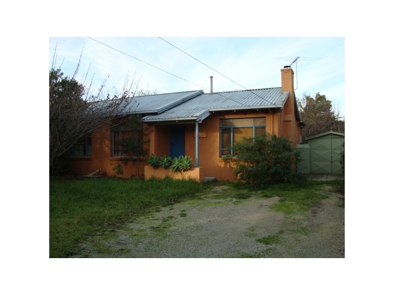 18 Conifer Street, Hampton VIC 3188