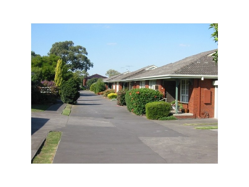 2/374 Warrigal Road, Cheltenham VIC 3192