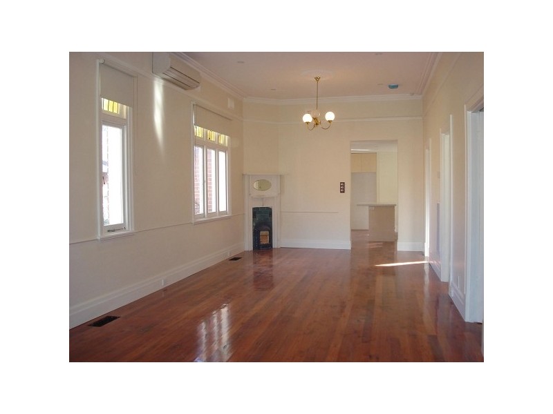 2 Talbot Street, Hampton VIC 3188
