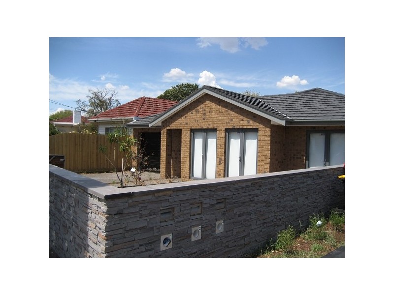 2/4 Edsall Street, Highett VIC 3190