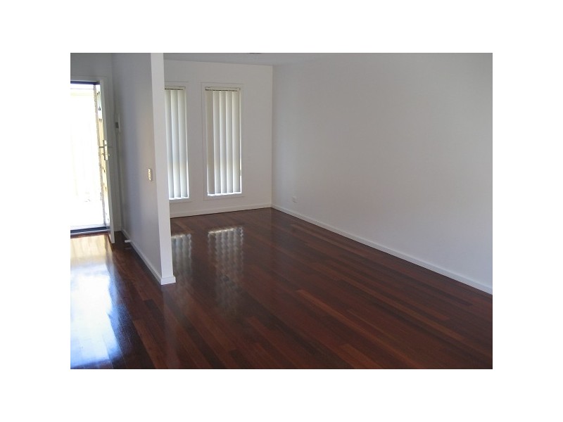 2/4 Edsall Street, Highett VIC 3190