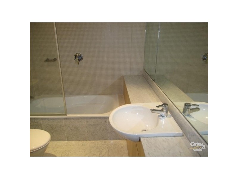 34/185 Barkly Street, St Kilda VIC 3182