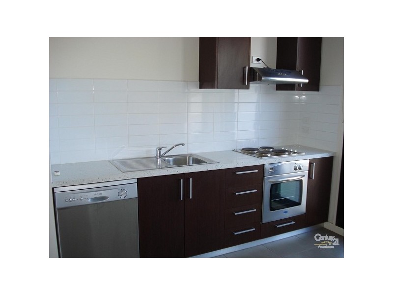 6/140 McKinnon Road, Mckinnon VIC 3204