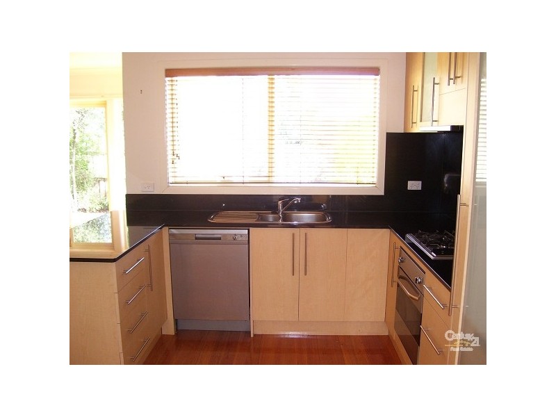 2/27 Brady Road, Bentleigh East VIC 3165