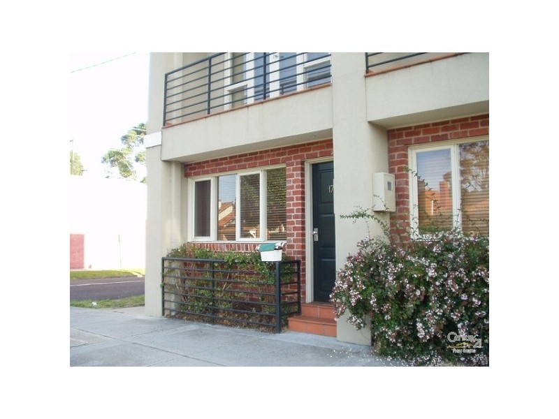 182 Neerim Road, Carnegie VIC 3163