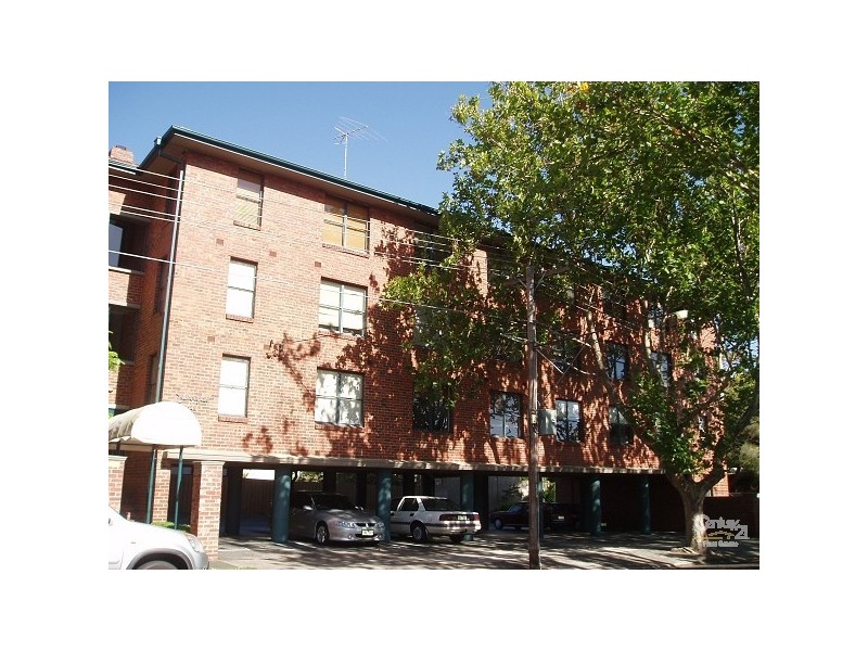 12/1A Boondara Grove, St Kilda East VIC 3183