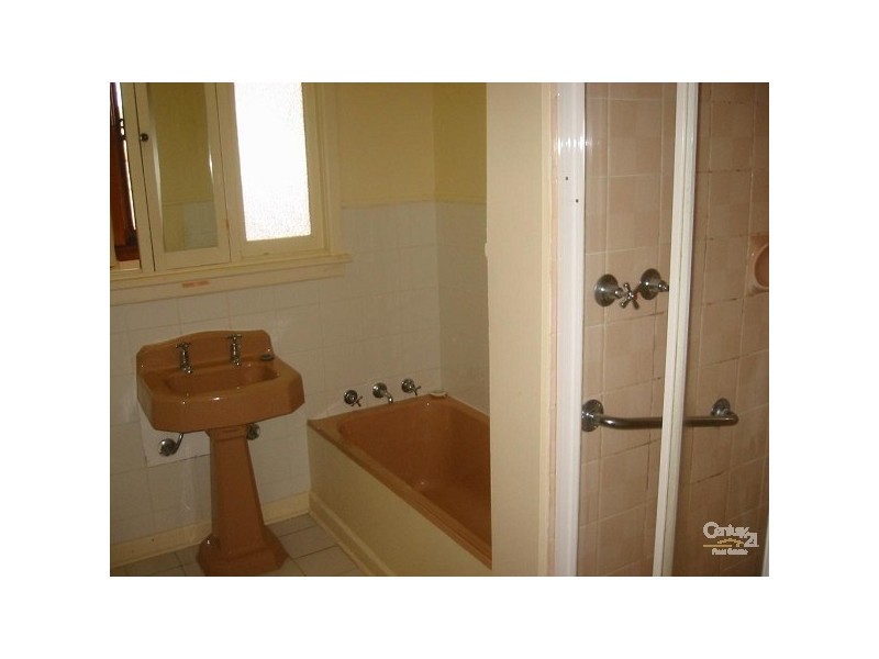 175 Warrigal Road, Cheltenham VIC 3192