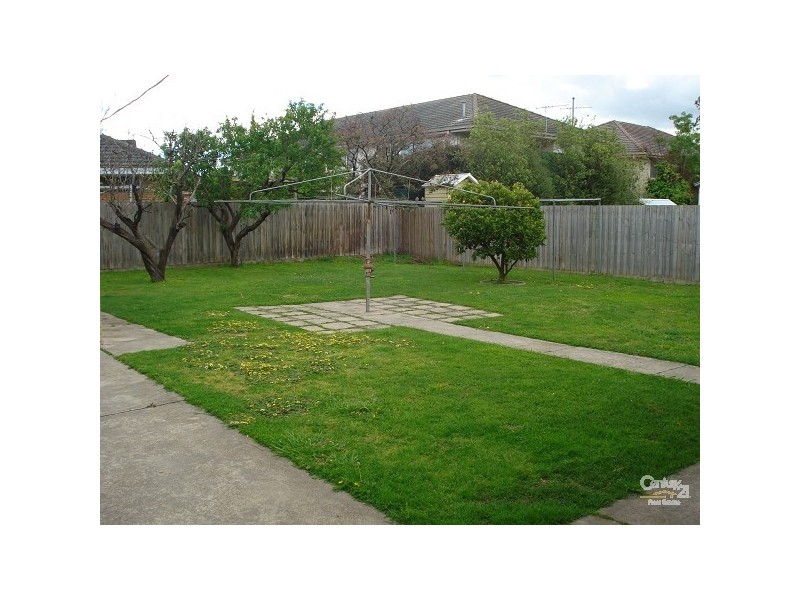 3 Sandra Grove, Bentleigh VIC 3204