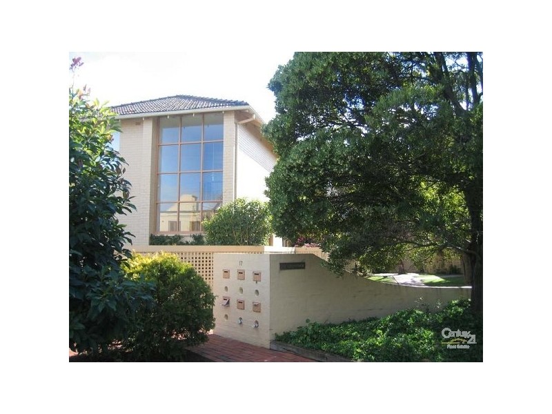 10/17 Grosvenor Street, Brighton VIC 3186