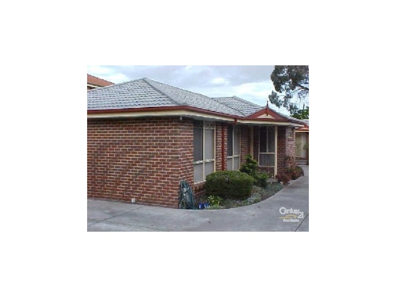 2/2 Hinkler Avenue, Bentleigh East VIC 3165