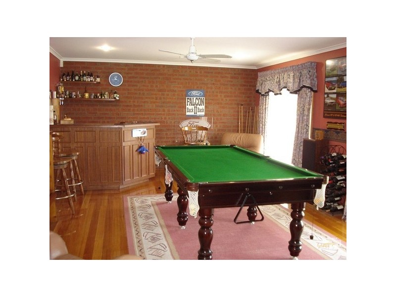 2 Juan Court, Dingley Village VIC 3172