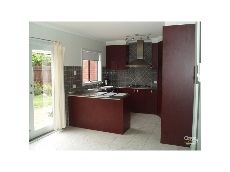 19 Eastview Crescent, Bentleigh East VIC 3165