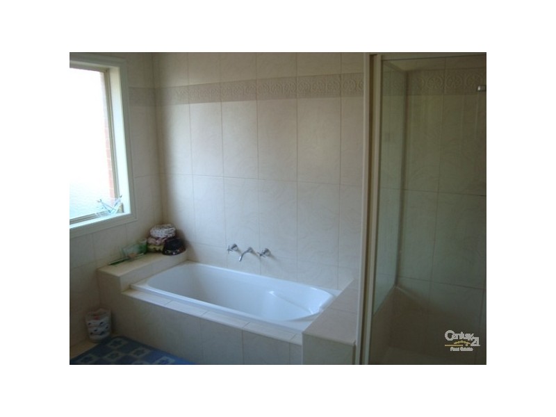 1/1 Garden Road, Bentleigh East VIC 3165