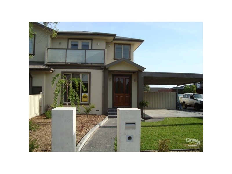 1/32 Newport Road, Clayton South VIC 3169