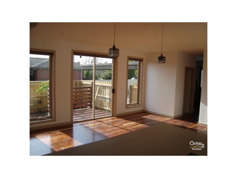 1/32 Newport Road, Clayton South VIC 3169