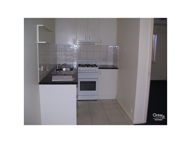 8/6 Anderson Court, Mentone VIC 3194