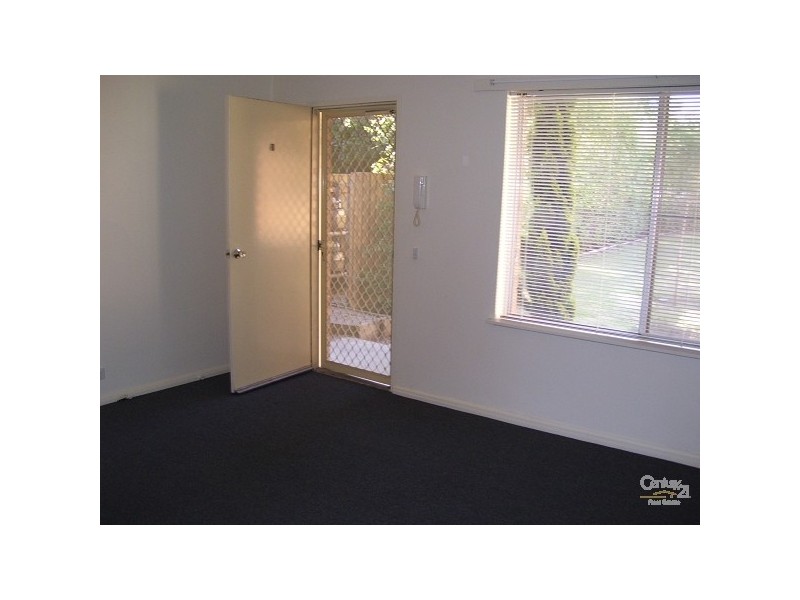 8/6 Anderson Court, Mentone VIC 3194