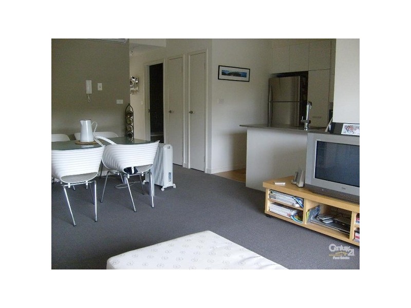 3/85 Pickles Street, Port Melbourne VIC 3207