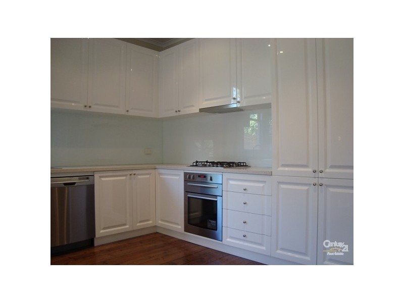 136 South Road, Brighton VIC 3186